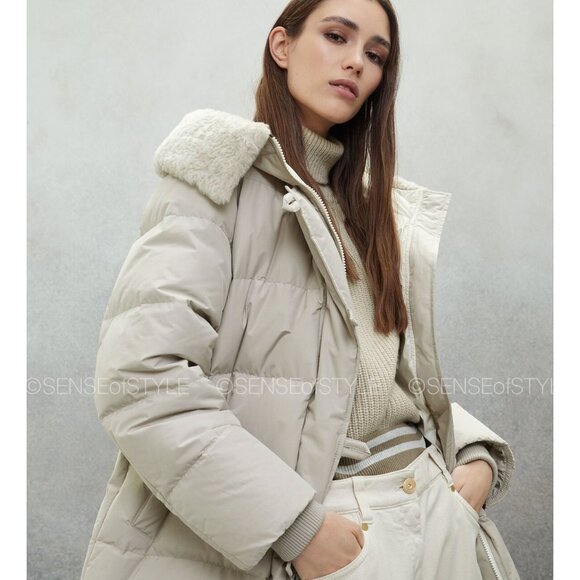 Brunello Cucinelli Women's Puffer Jacket with Fur Collar Monili trim size S 40 - Picture 5 of 11